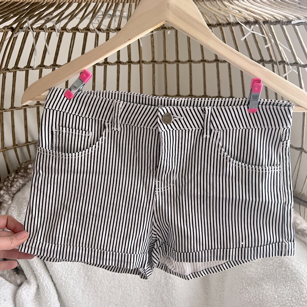 H&M Pin-strip Shorts